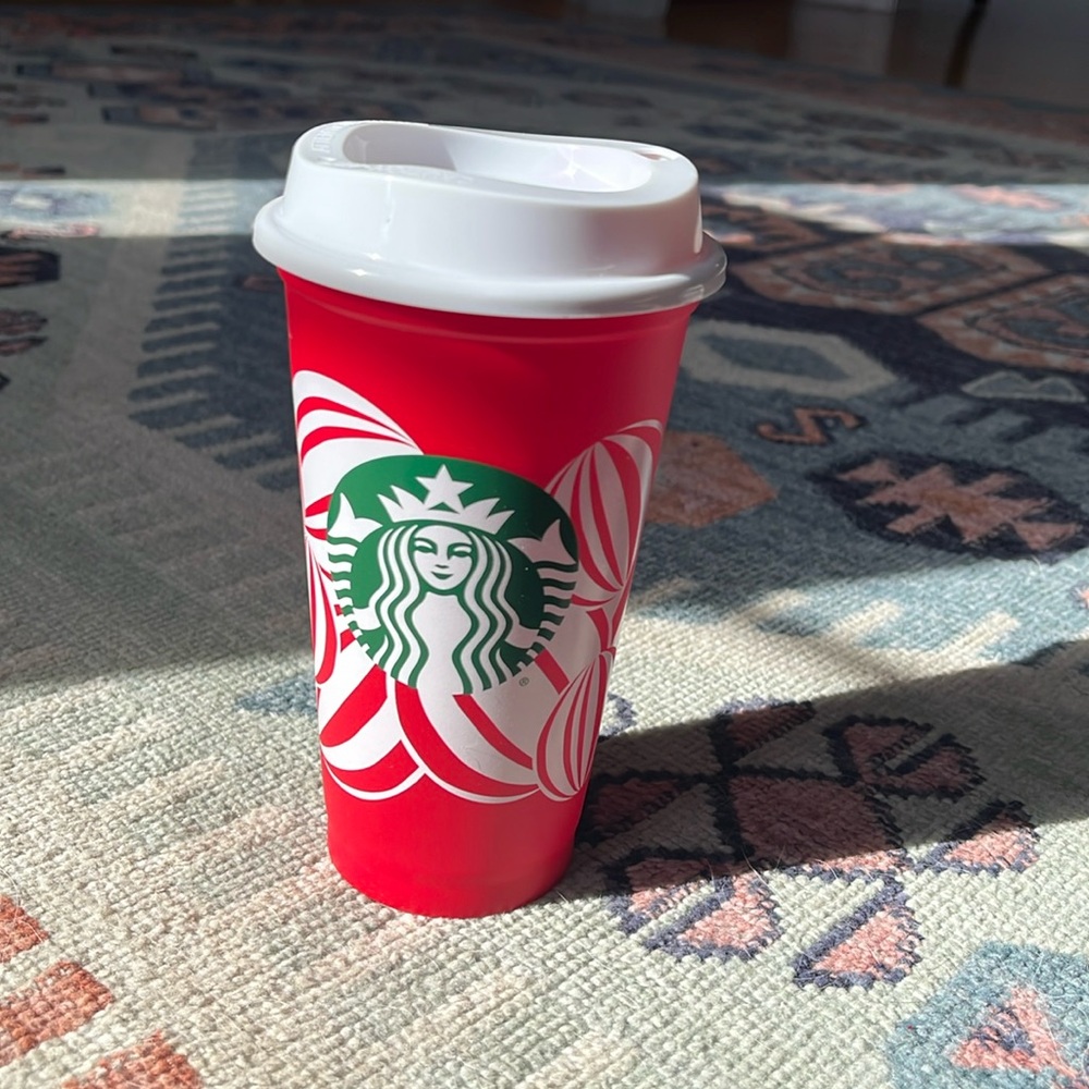 2024 Starbucks red cup